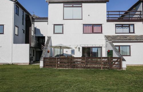 Deganwy Apartment | Beach House Ty Traeth