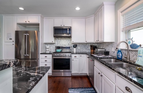 Eastward Look House | Beach House - Walk to gorgeous Beach - 150 Yards to beach