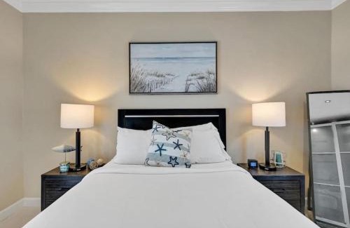 Hendricks and Venice Isles Apartment | Beach Isles Modern 1BR in Fort Lauderdale with Patio
