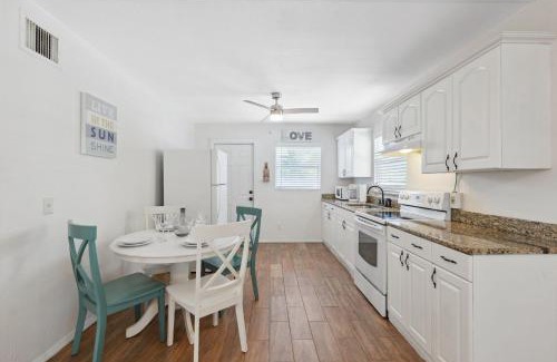 Clearwater House | Beach Life at Clearwater 10 minutes from the beach
