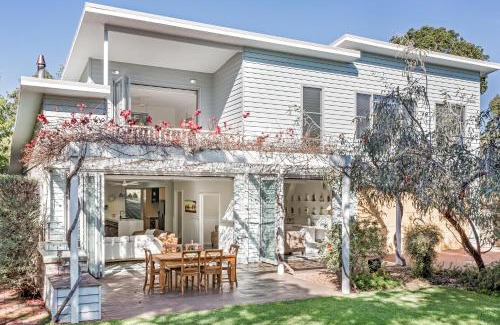 Dunsborough House | Beach Life on Beach
