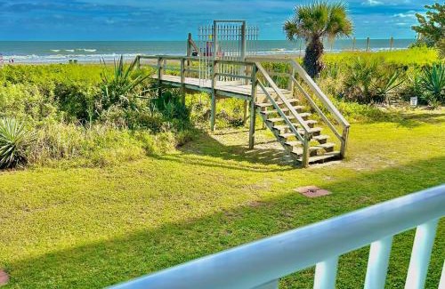 Cocoa Beach Apartment | Beach Living at its Best!
