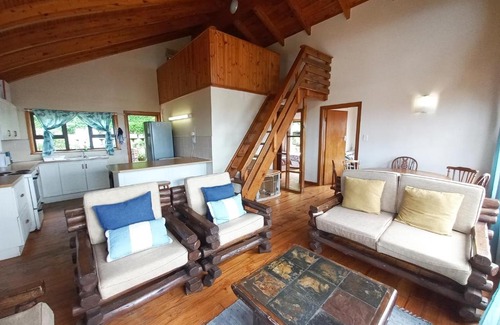 Port Alfred Ski Chalet | Beach living holiday home