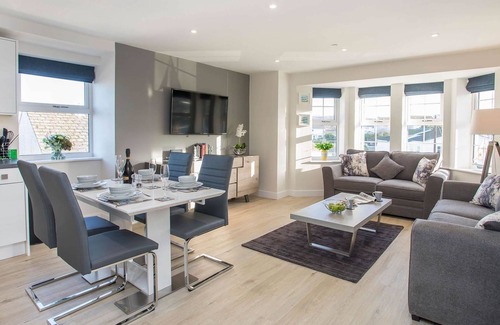 Benllech Apartment | Beach Lookout
