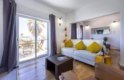 Funchal Apartment | Beach Lovers Duplex & Studio by Seewest