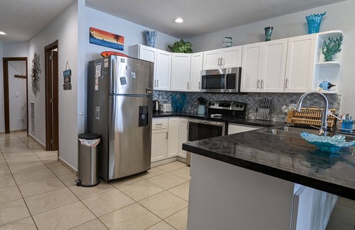 La Choya Condo | Beachfront, Pool/HotTub, Gym, FastWifi, Netflix, Amazon, Kid Friendly