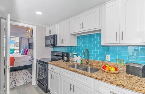 Calabash Condo | Beach'n 1BR Ocean Front Condo Arcades Fireplace