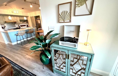 Seabrook Island Villa | Beach Paradise with racquet club views near pool