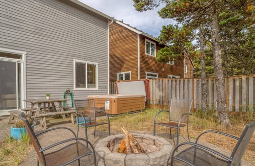 Pacific City House | Beach Pine House