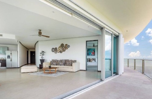 Cancun Apartment | Beach, pool, 3BR Apartment - 8 guests