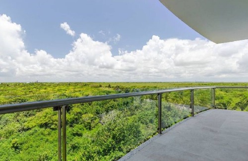 Cancun Apartment | Beach, pool, 3BR Apartment - 8 guests