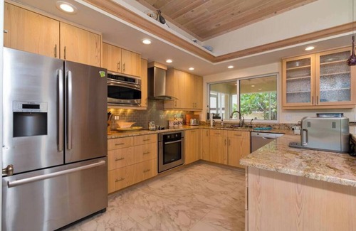 Englewood House | Beach & Pool Estate