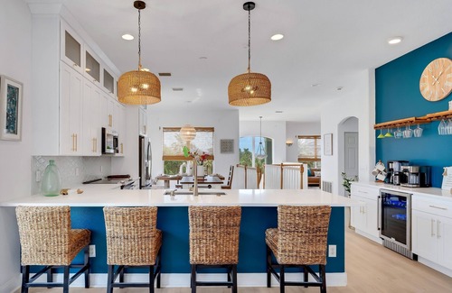 Marineland Acres House | Beach /Pool/Hot tub/Game Room/Firepit/Sleeps 10
