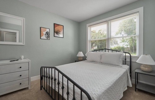 Cottage Line Apartment | *Beach/Pool* Sun Bum Suite @ Salt & Sea
