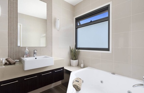 Marengo House | Beach Reef - townhouse with ocean views