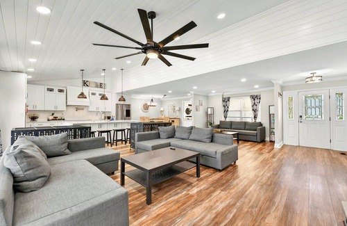 Shallotte House | Beach Rental with Private Pool & Outdoor Entertainment for Up to 12 Guests!