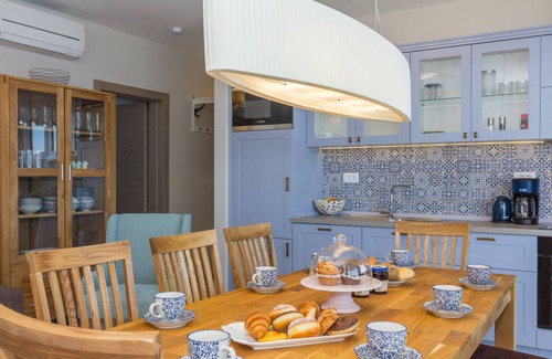 Sevid Villa | Beach Residence MSJ Sevid with heated pool