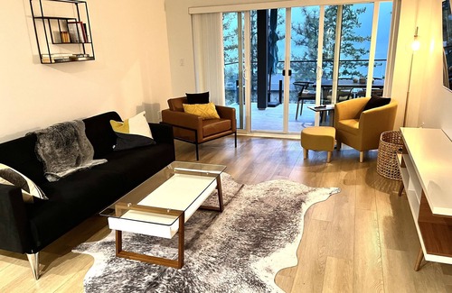 McKinley Apartment | Beach Resort Beauty - Gorgeous 2 Bed 2 Bath -Views, beach, pet friendly.