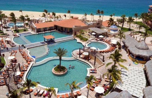 Marina Resort | Beach resort suite