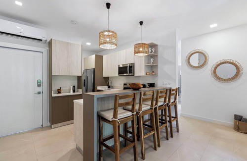 Villarreal Apartment | Beach Retreat: New Resort Style Condo with Amazing Pool