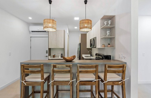 Villarreal Apartment | Beach Retreat: New Resort Style Condo with Amazing Pool