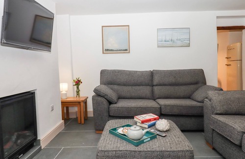 Hele Cottage | Beach Road House