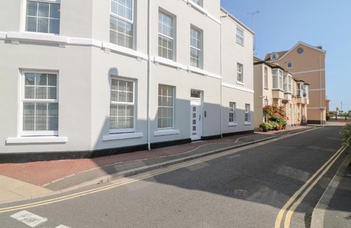 Teignmouth Apartment | Beach Rose