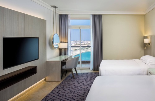 Al Zahiyah Hotel | Beach Rotana All Suites