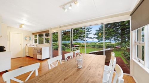 Patonga House | Beach Shack - Waterfront Patonga