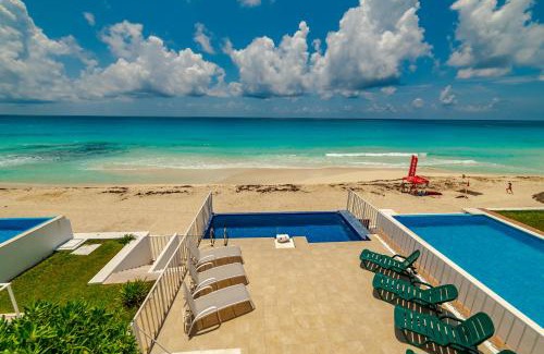 Zona Hotelera Apartment | Beach Shore Villa - Private Pool and beac access