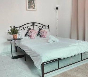 Tanjung Bungah House | Beach side Cozy Bungalow
