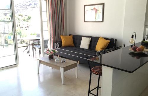 Playa de Mogan Apartment | BEACH SIDE