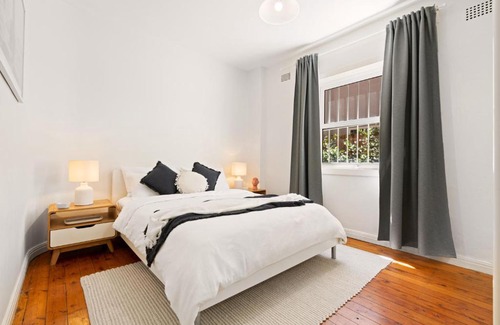 North Bondi Apartment | Beach-side North Bondi
