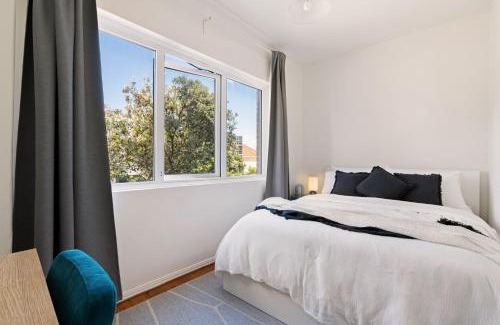 North Bondi Apartment | Beach-side North Bondi