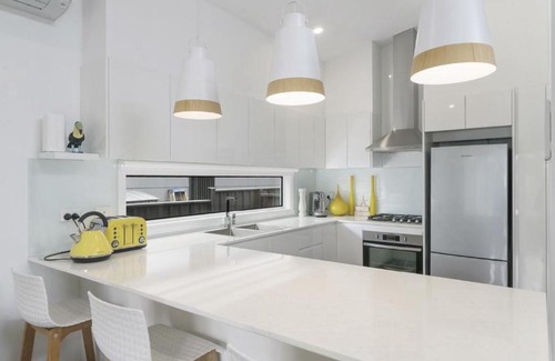 Ettalong Beach House | Beach St Cottage - Ettalong