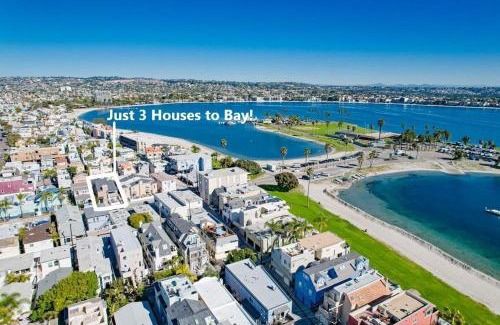 Mission Beach House | Beach Style 2