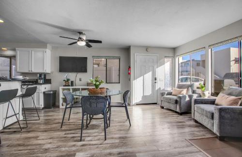 Mission Beach House | Beach Style 2