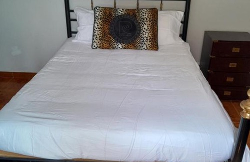 Maceira House | Beach,surf, hiking and more