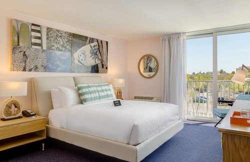 Lauderdale-by-the-Sea Hotel | Beach Vacation! Onsite Fitness Center! Enjoy Water