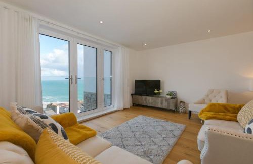 St Ives House | Beach View