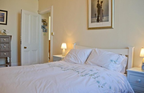 Worthing Apartment | Beach View