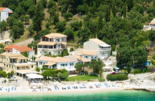 Katavolos House | Beach villa Aetos Kaminaki Nissaki