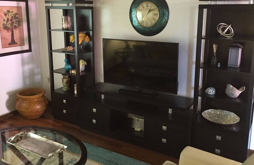 Deerfield Beach Villa | Beach Villa Cottage -OCEAN DRIVE (A1A) Steps to the Beach, Free WiFi & Parking