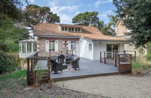 Pornichet Ski Chalet | Beach villa for 8 - 75m from the beach