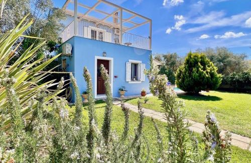 Lefkada Town Villa | Beach Villa Iolis with private pool by DadoVillas