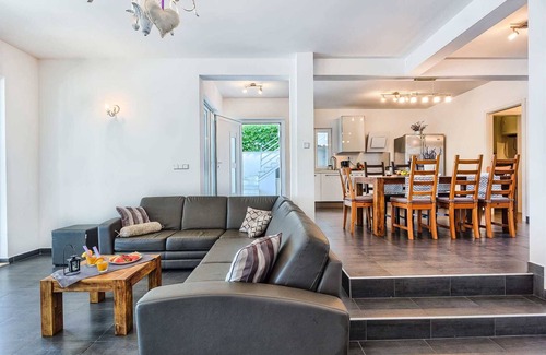 Sevid Villa | Beach Villa Sea Edge - beachFront villa for 12 with direct access to the beach