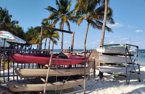 Puerto Juarez House | BEACH VILLA SURFERS SUNRISE HAVEN
