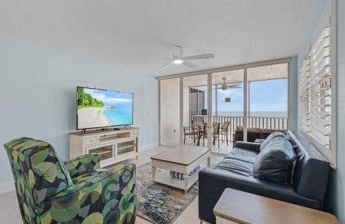 Fort Myers Beach Apartment | Beach Villas # 306 condo