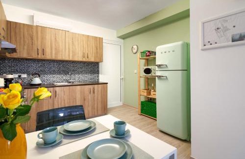Potamos tis Germasogeias House | Beach Walk - Central, Cool, Cute, Convenient