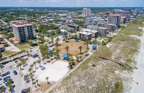 Jacksonville Beach Apartment | Beachcomber 301